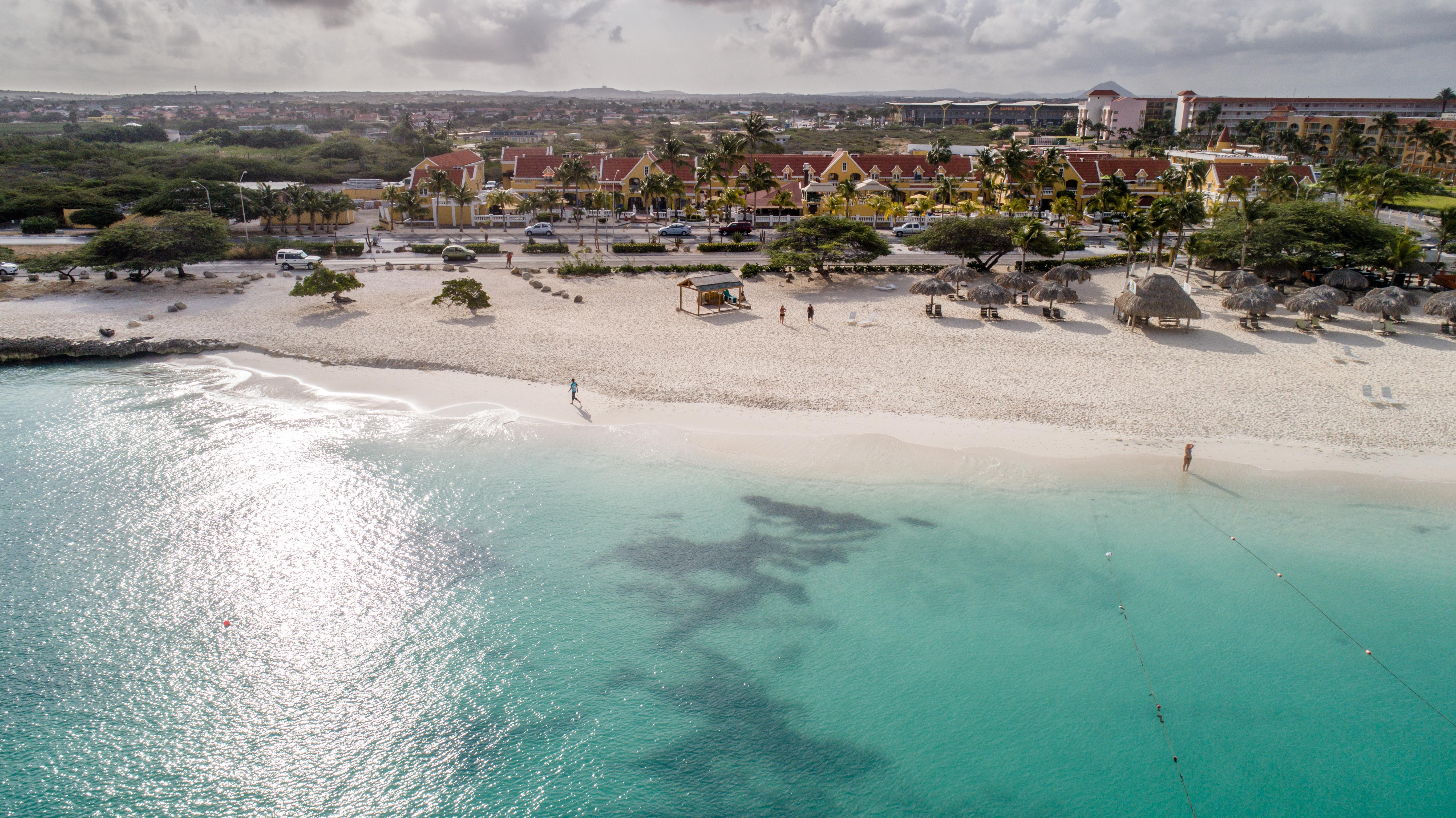 Amsterdam Manor Beach Resort Palm Beach Bagian luar foto