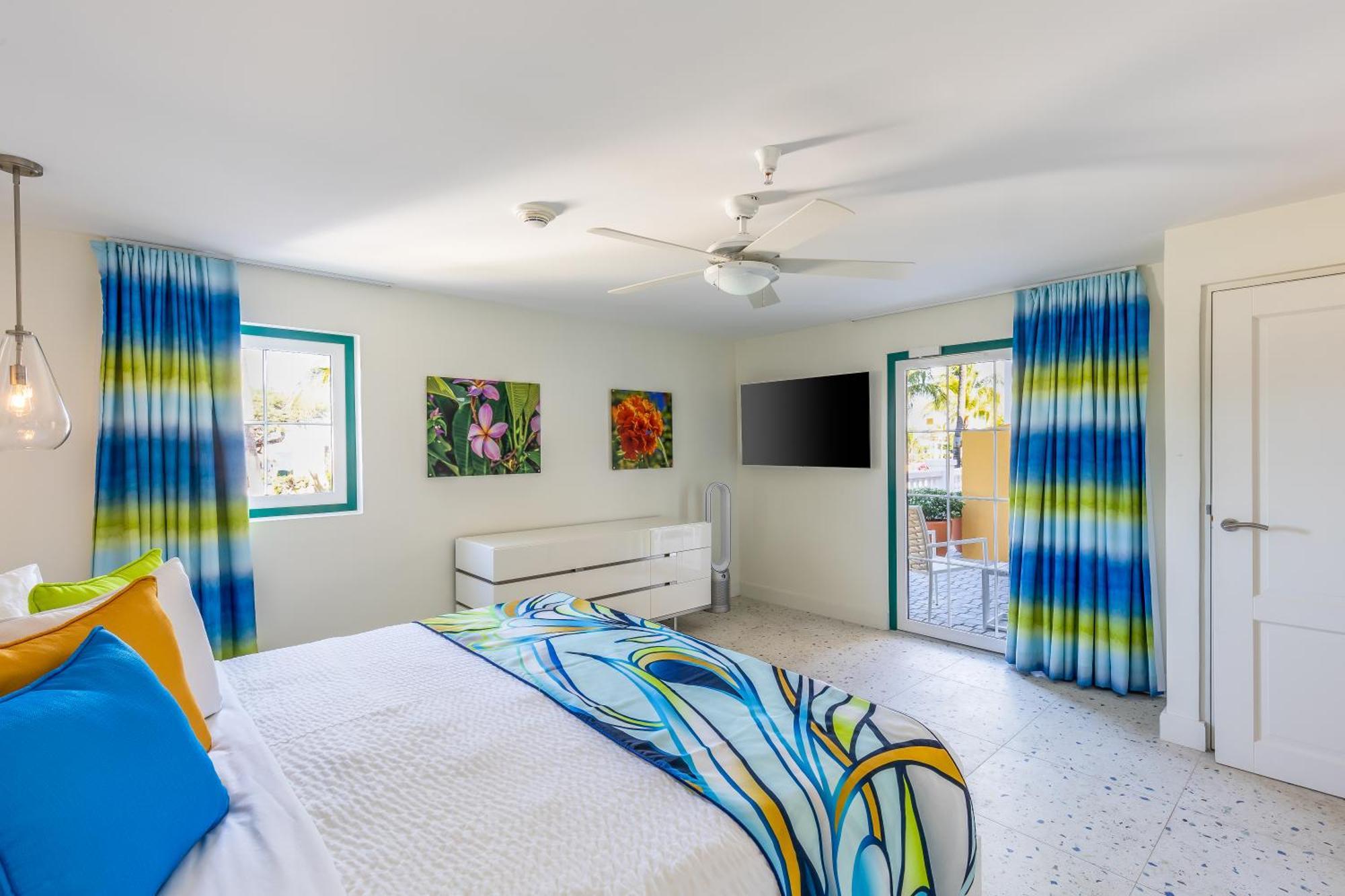 Amsterdam Manor Beach Resort Palm Beach Bagian luar foto